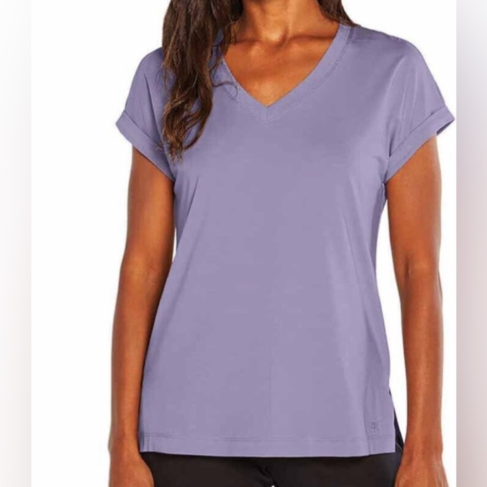 Banana Republic Women's Vneck purple shirt- Small